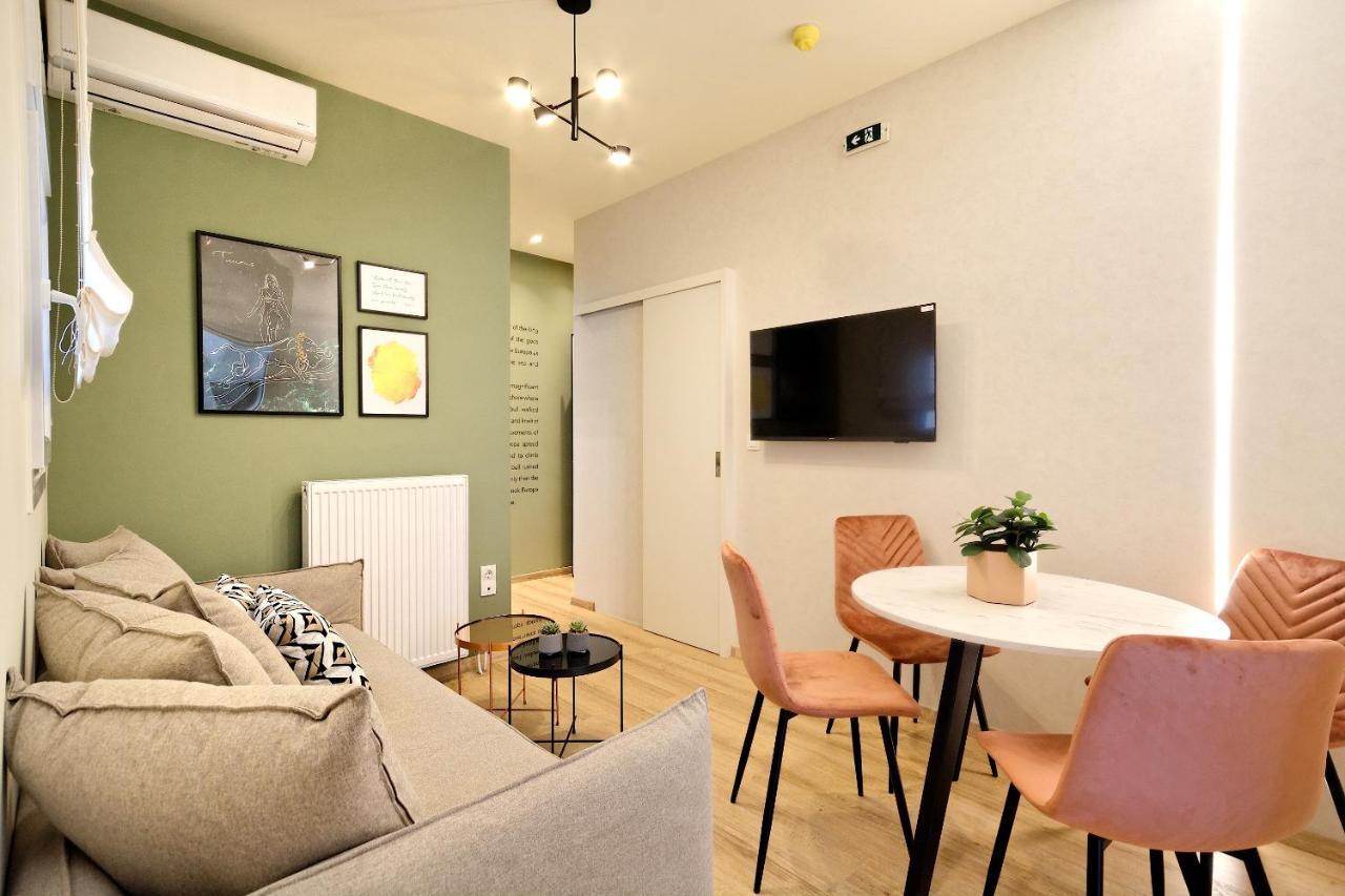 Superior Two-Bedroom Apartment Garden View